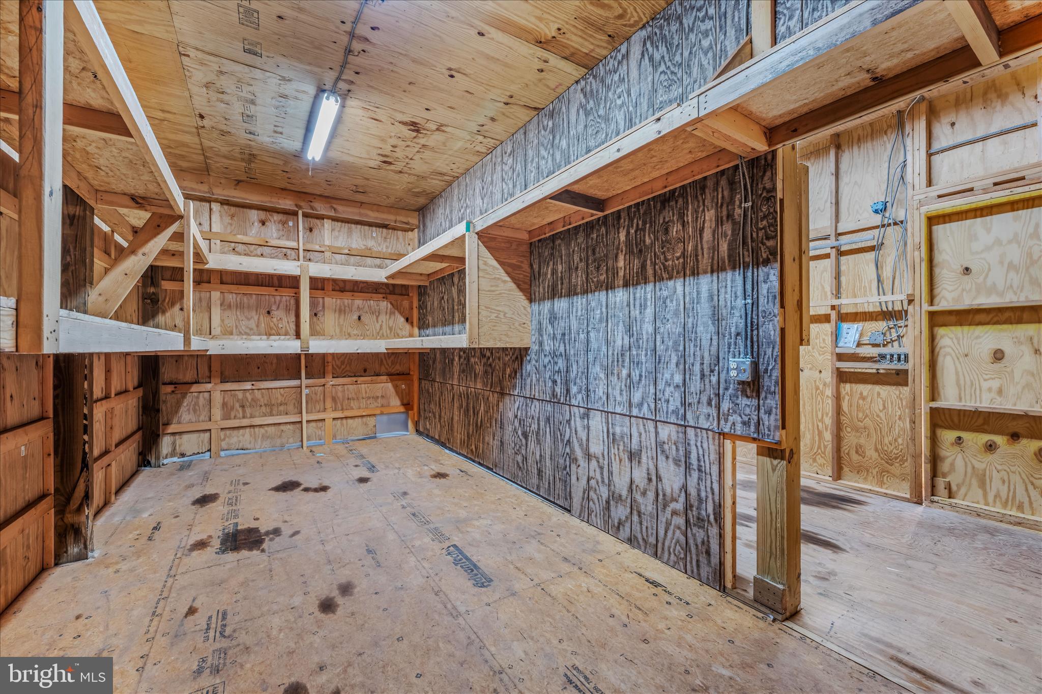 3041 PINE GROVE ROAD