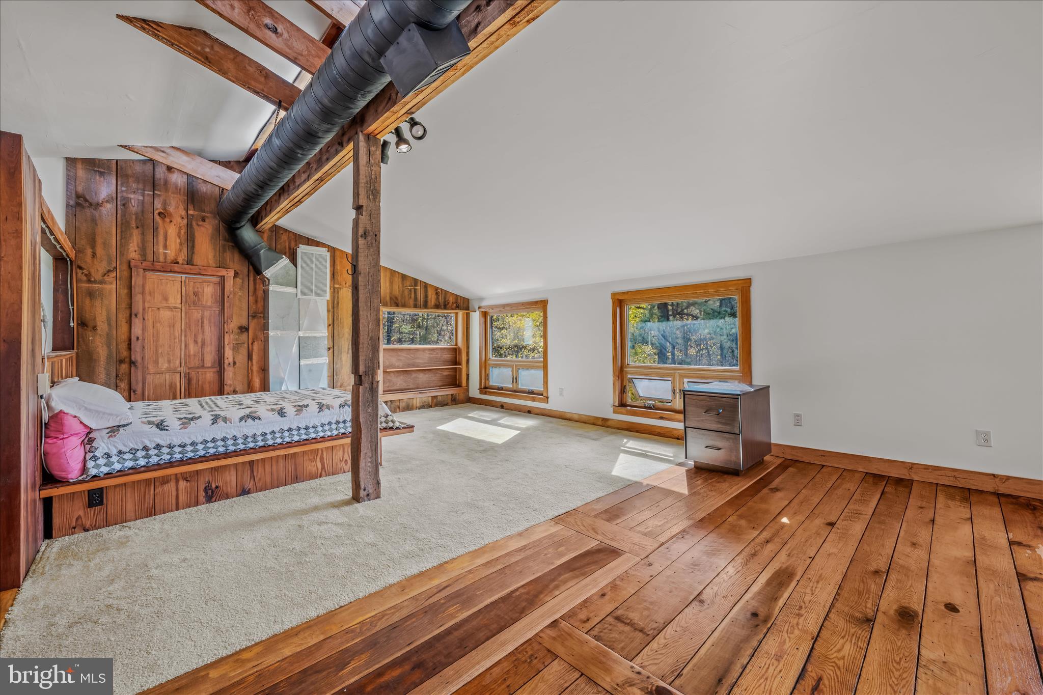 3041 PINE GROVE ROAD