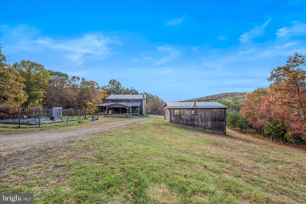 3041 PINE GROVE ROAD