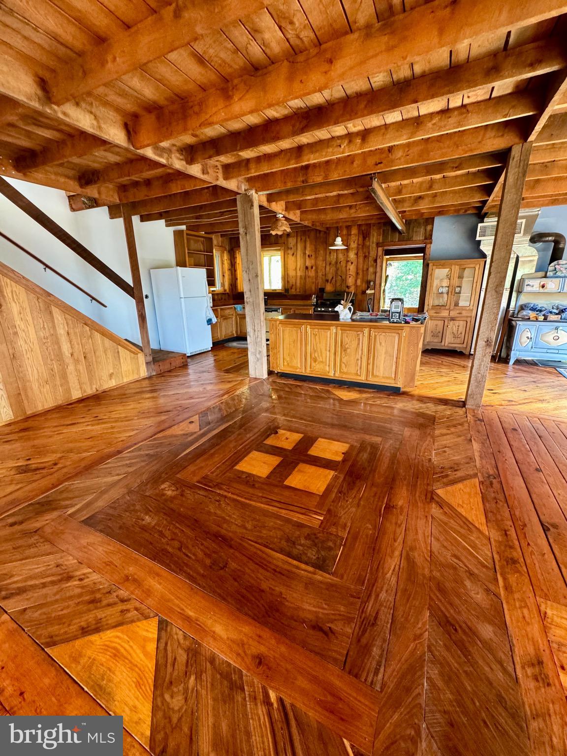 3041 PINE GROVE ROAD