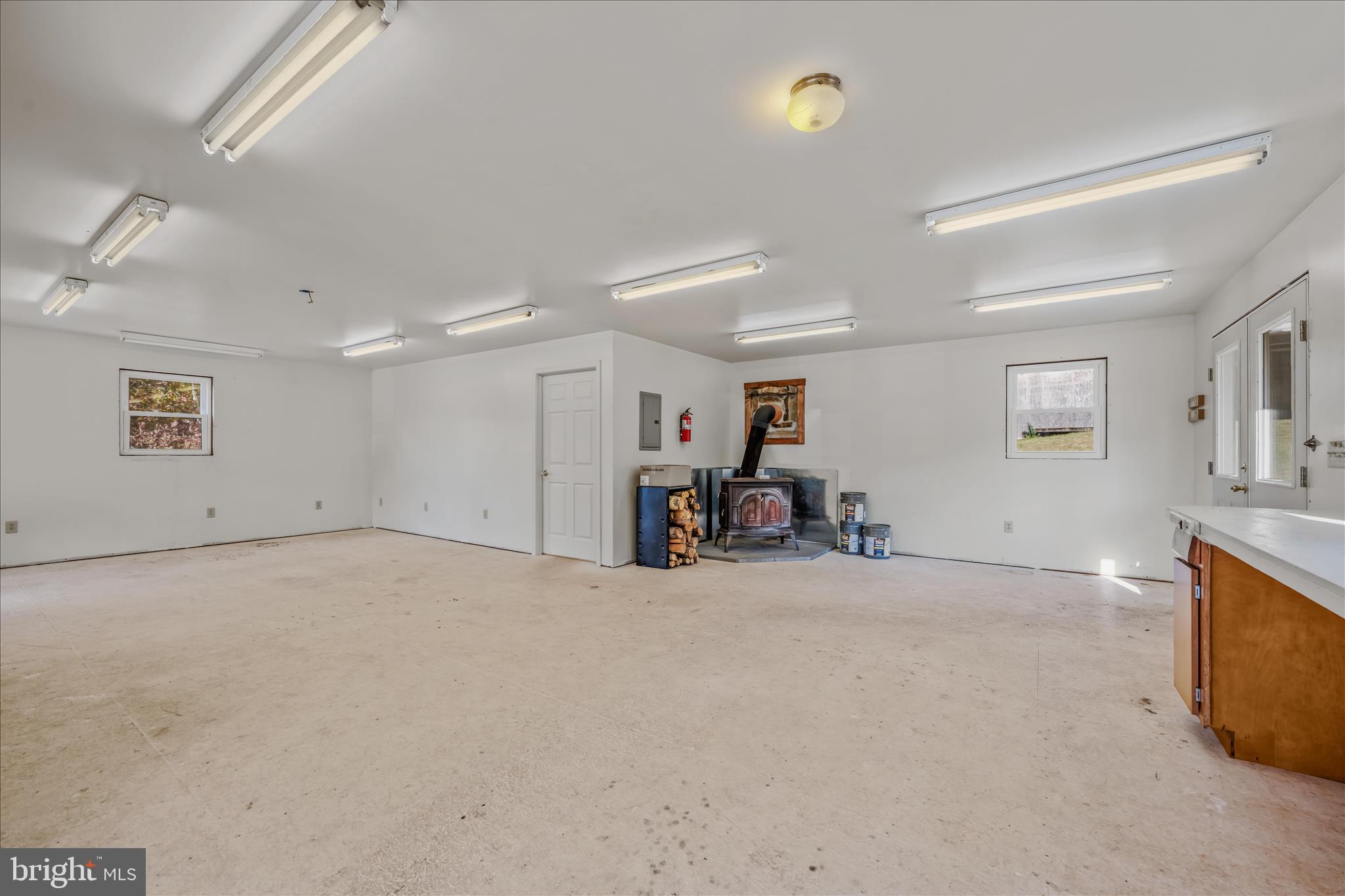 3041 PINE GROVE ROAD