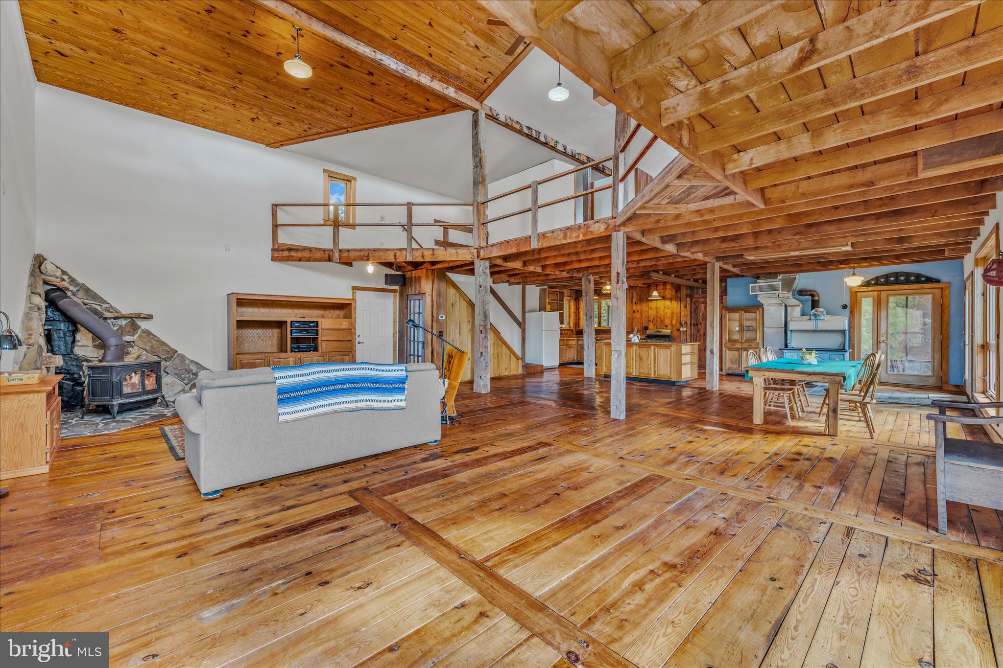 3041 PINE GROVE ROAD