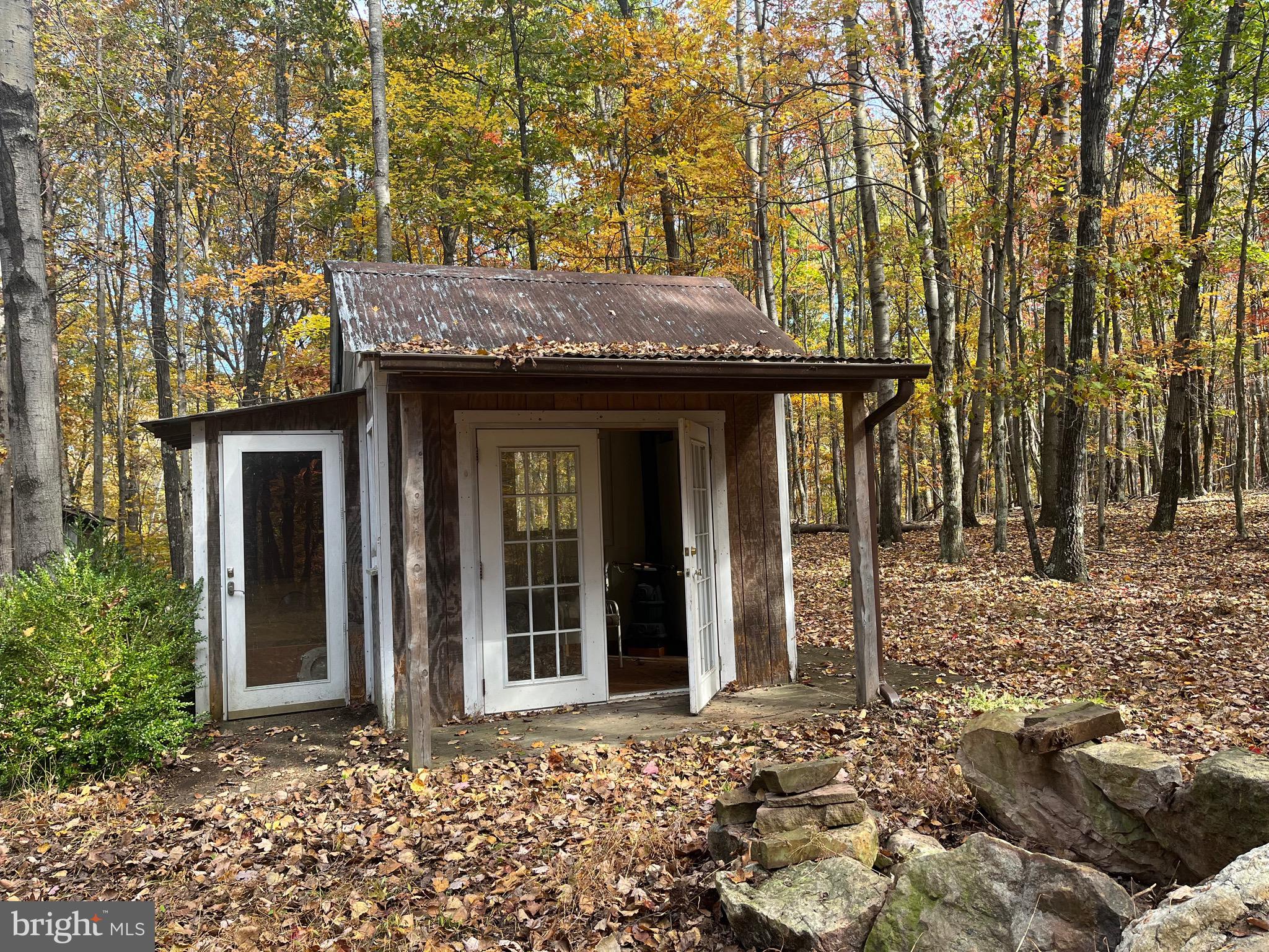 3041 PINE GROVE ROAD