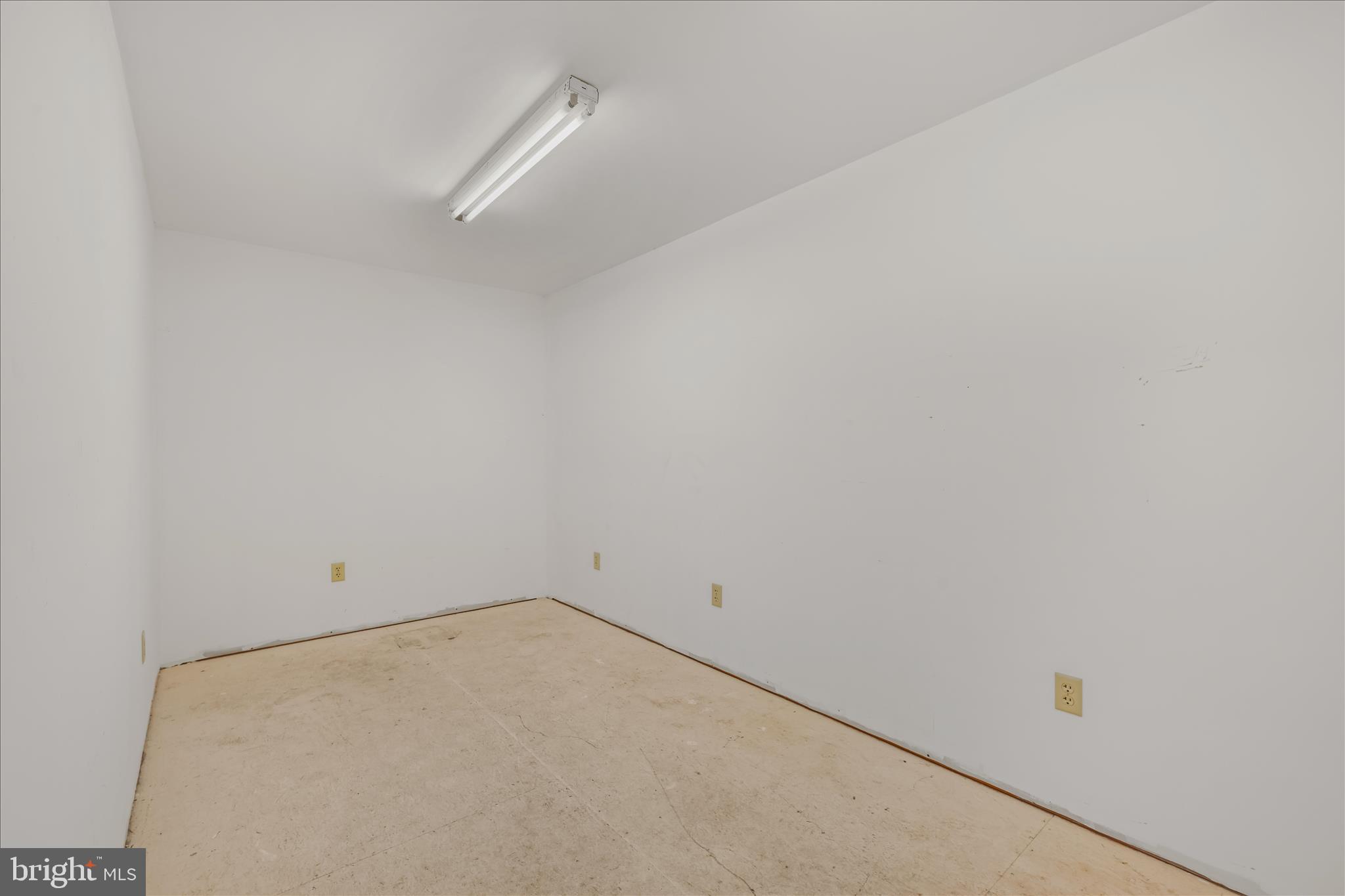 3041 PINE GROVE ROAD