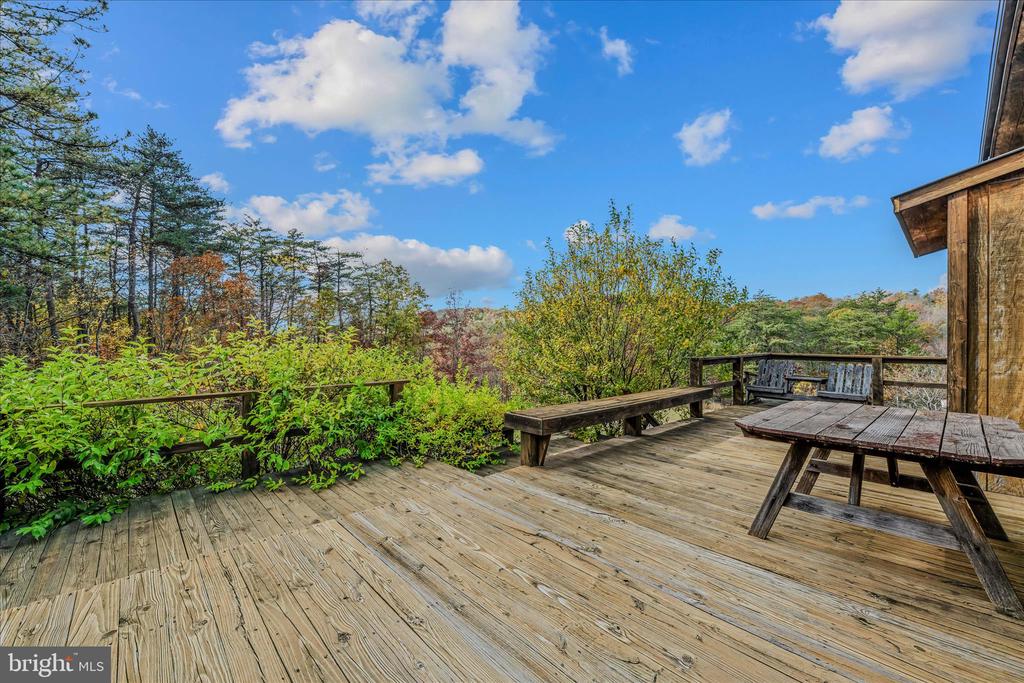 3041 PINE GROVE ROAD