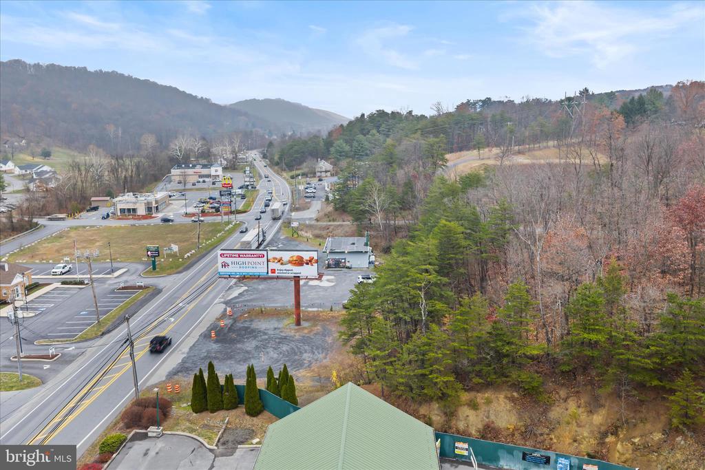 VALLEY RD
