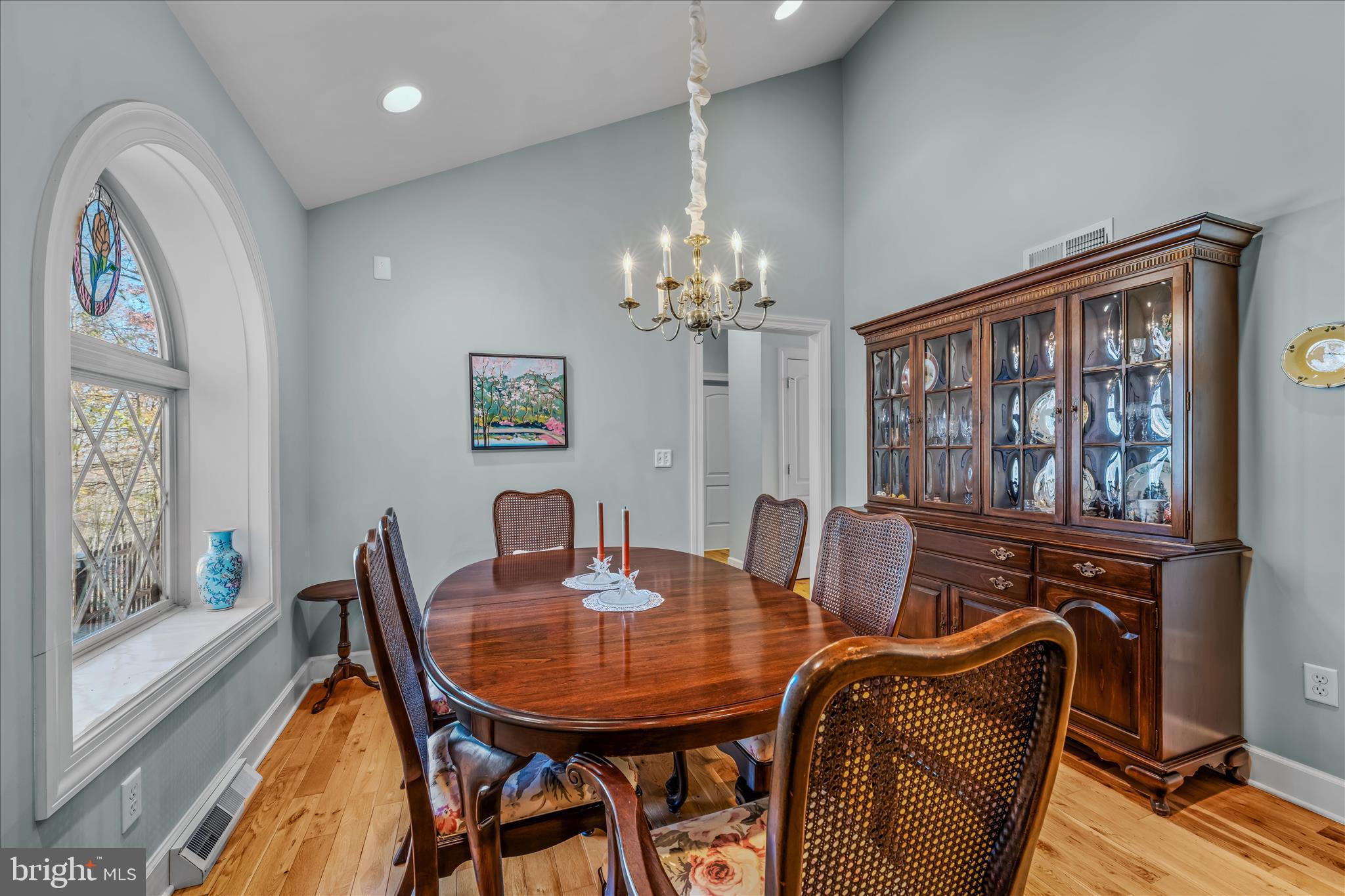 601 PARKSIDE TERRACE