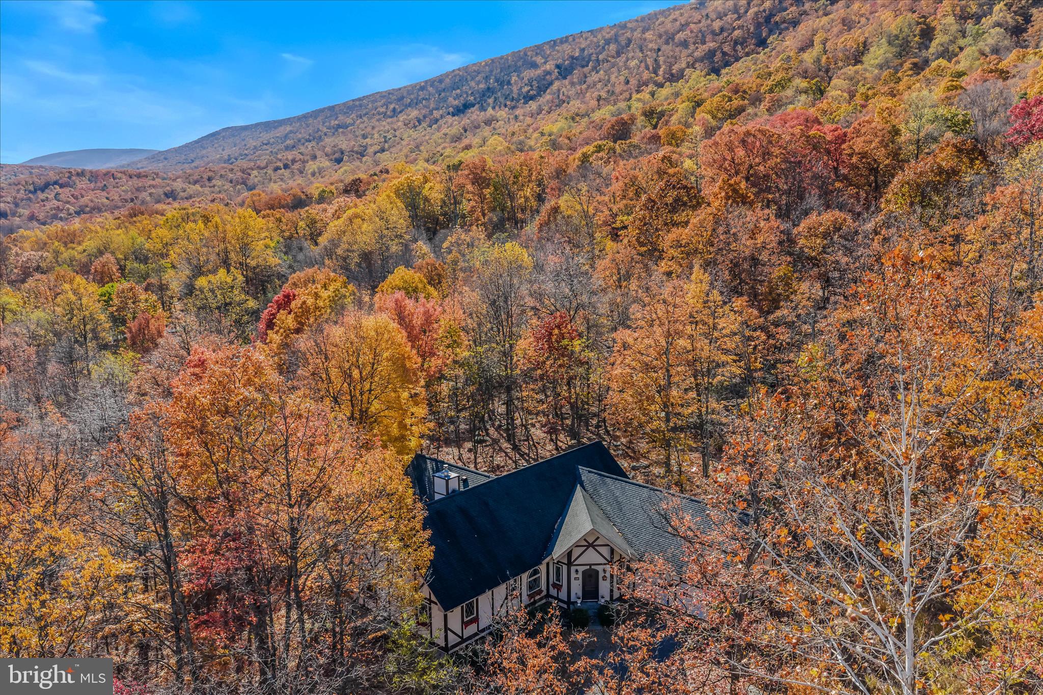 601 PARKSIDE TERRACE