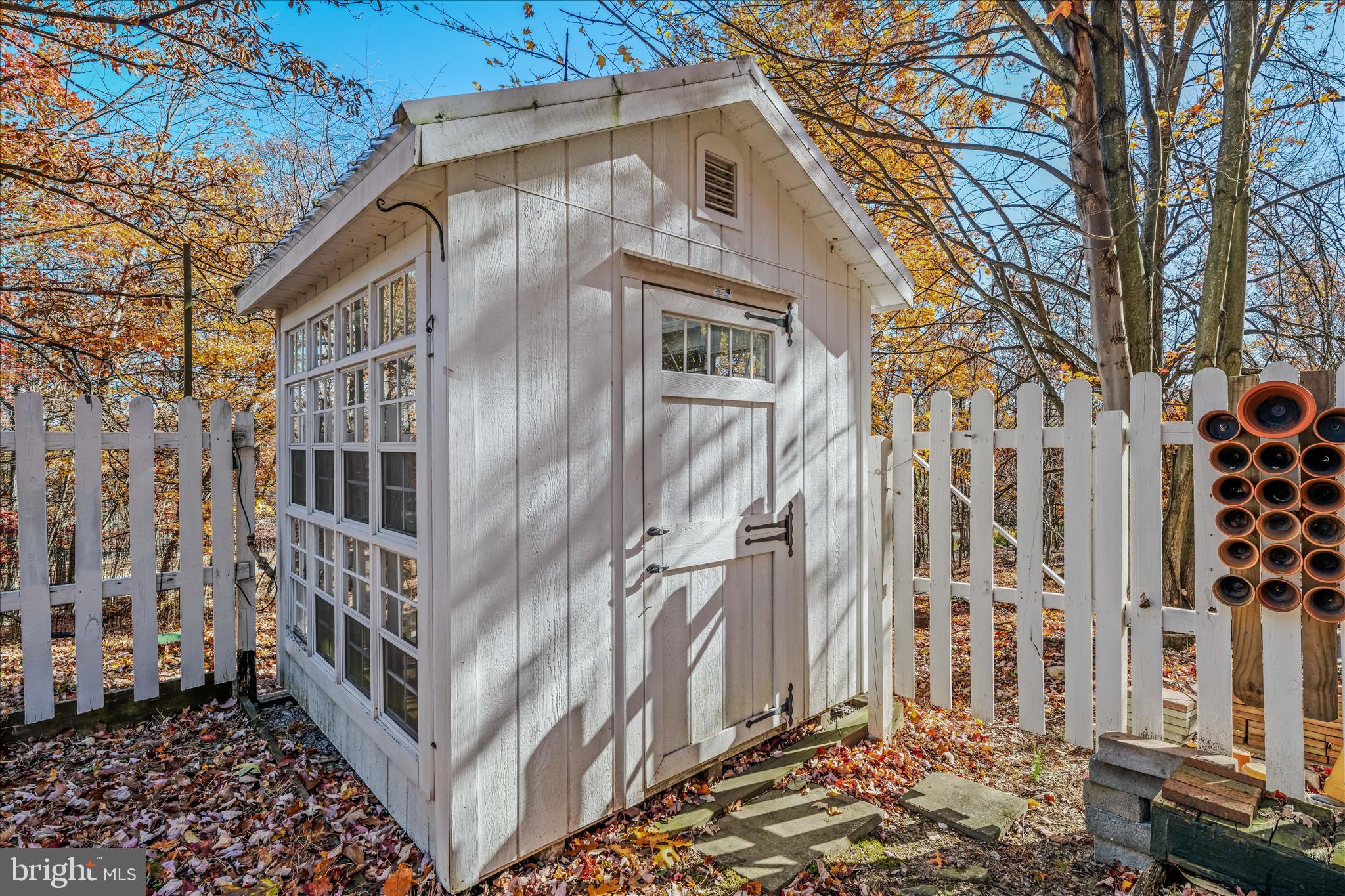 601 PARKSIDE TERRACE