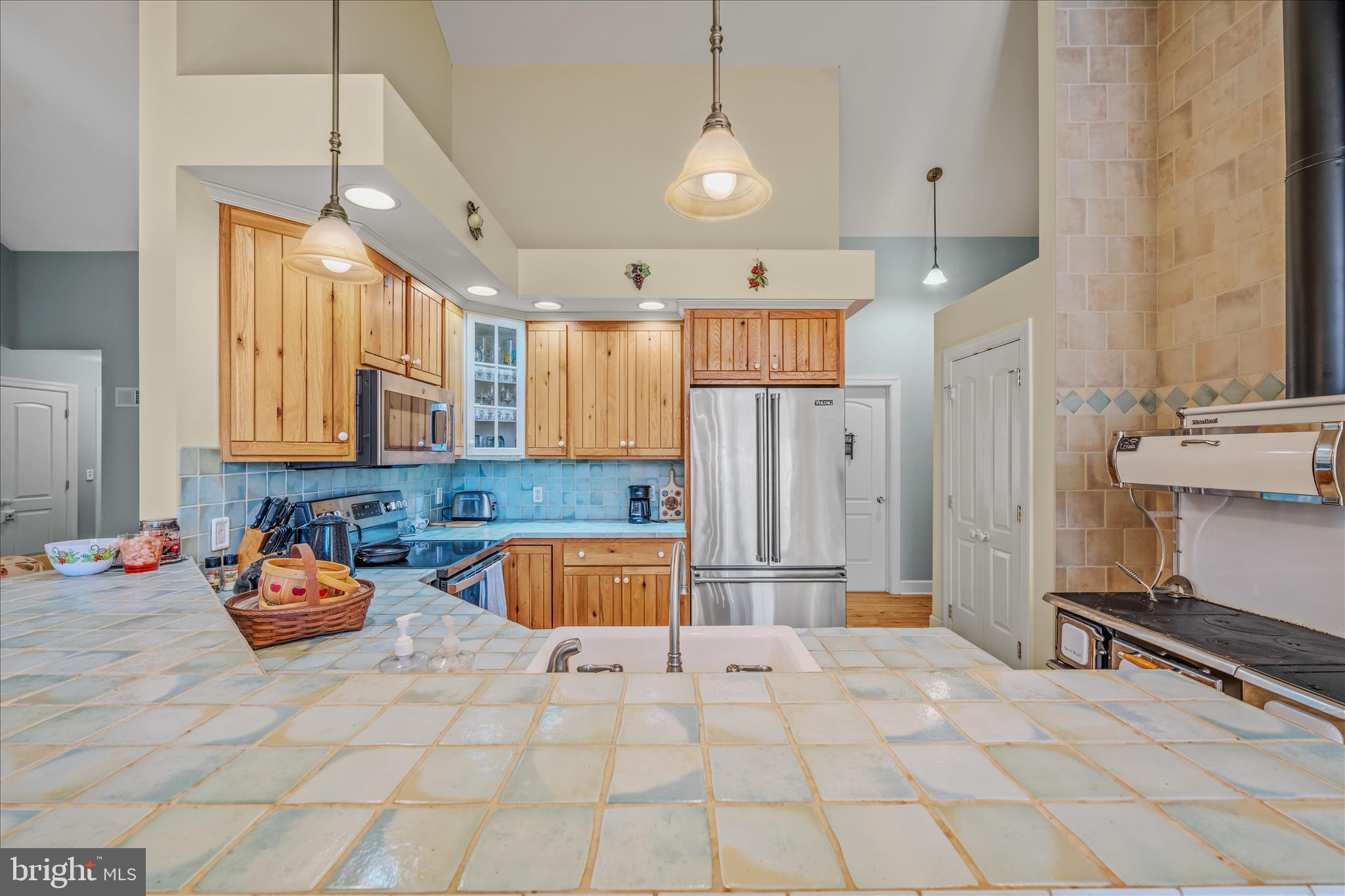 601 PARKSIDE TERRACE