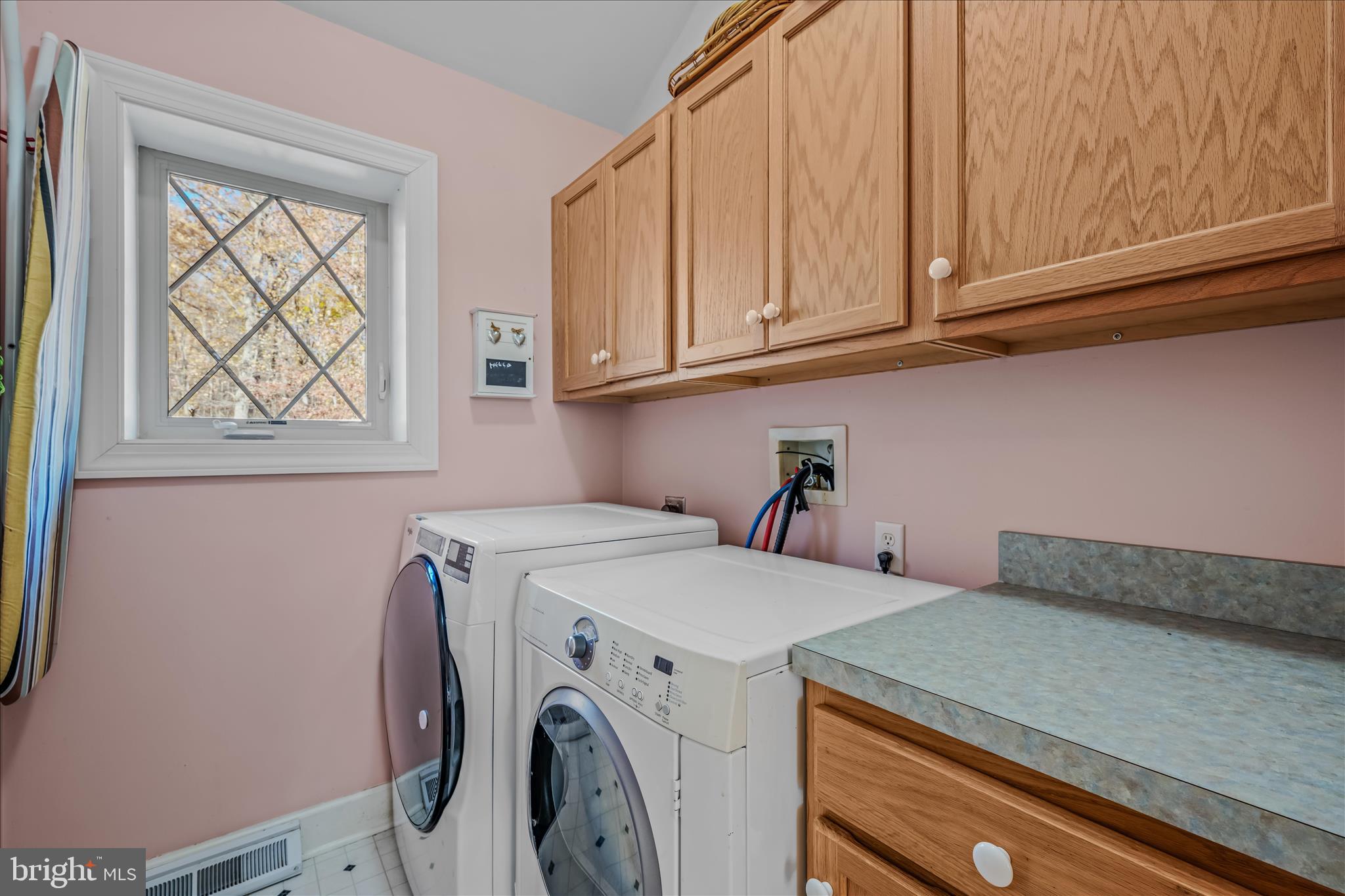 601 PARKSIDE TERRACE