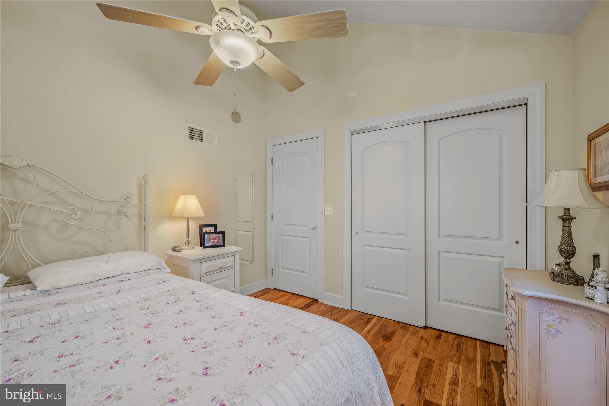 601 PARKSIDE TERRACE