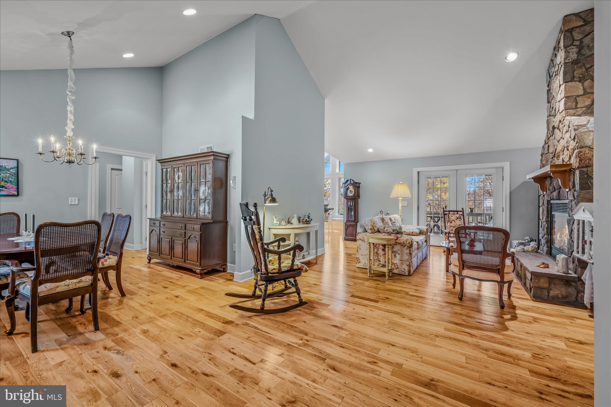 601 PARKSIDE TERRACE