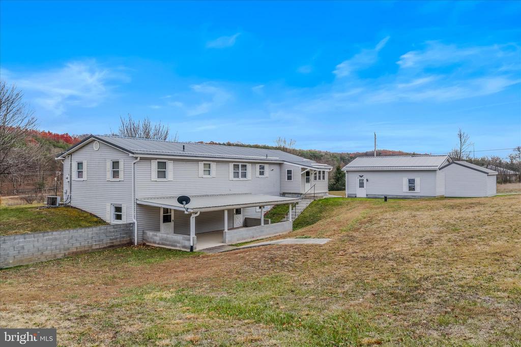 28 GRAY RIDGE LANE