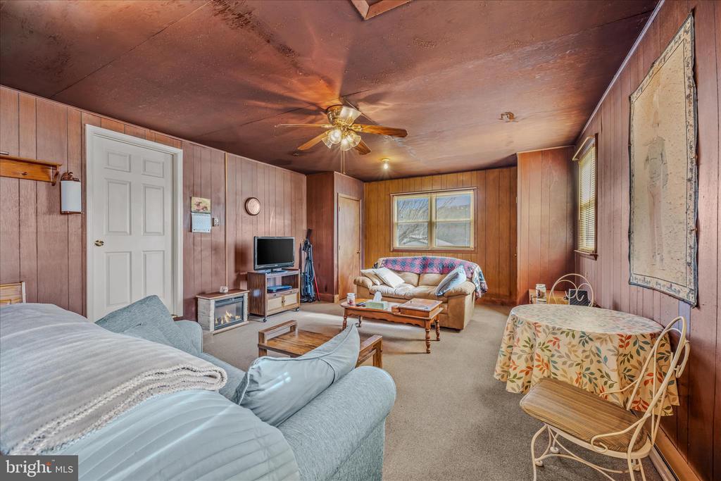 28 GRAY RIDGE LANE
