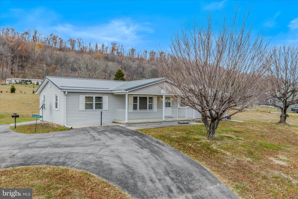 28 GRAY RIDGE LANE