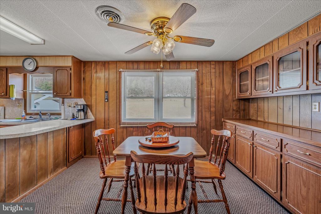 28 GRAY RIDGE LANE