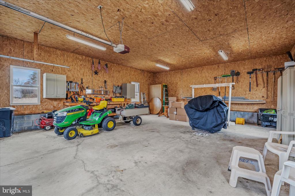 28 GRAY RIDGE LANE