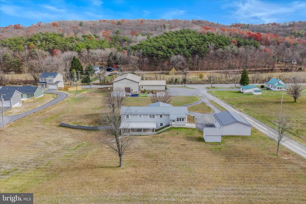 28 GRAY RIDGE LANE