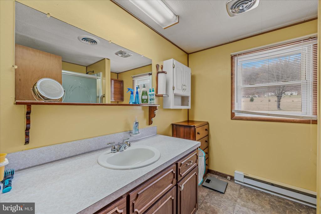 28 GRAY RIDGE LANE