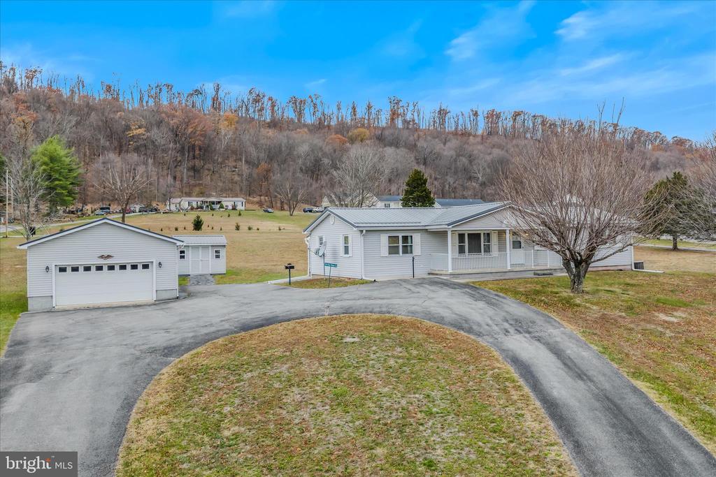28 GRAY RIDGE LANE