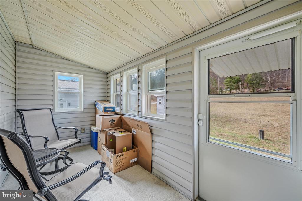 28 GRAY RIDGE LANE
