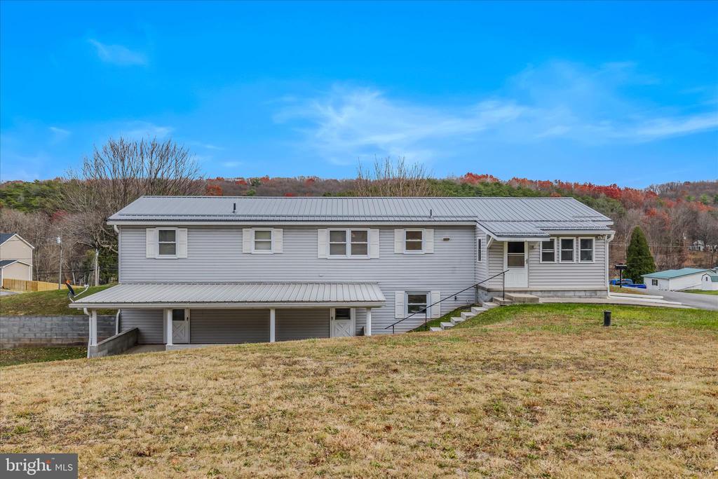 28 GRAY RIDGE LANE