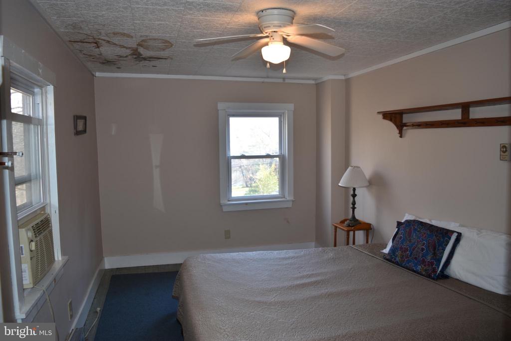 1417 MOUNTAINSIDE