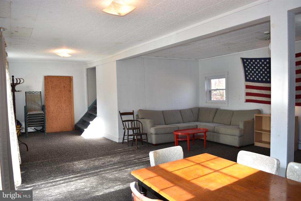 1417 MOUNTAINSIDE