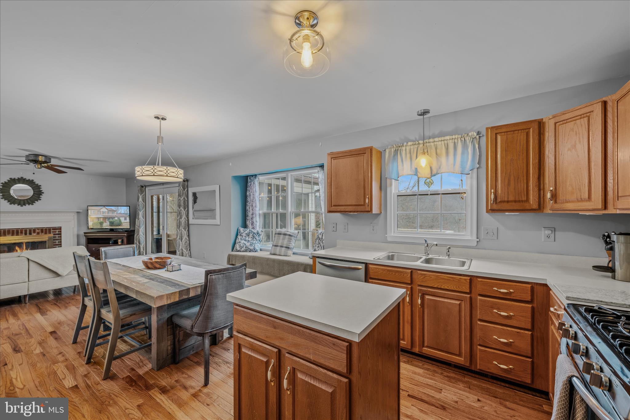 2509 HIGHLAND RIDGE ROAD