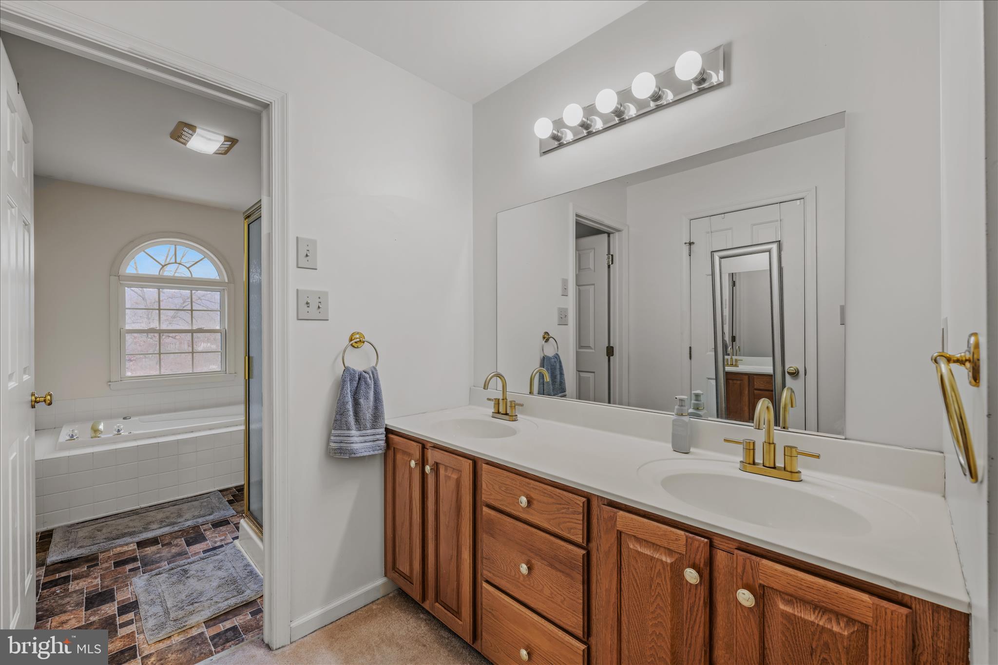 2509 HIGHLAND RIDGE ROAD