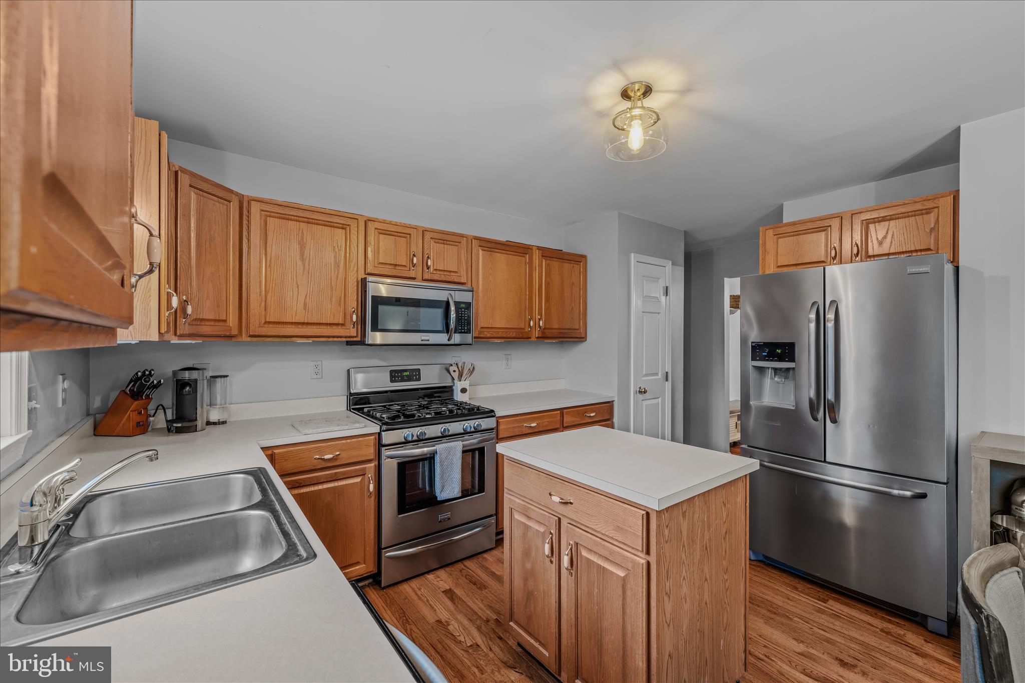 2509 HIGHLAND RIDGE ROAD