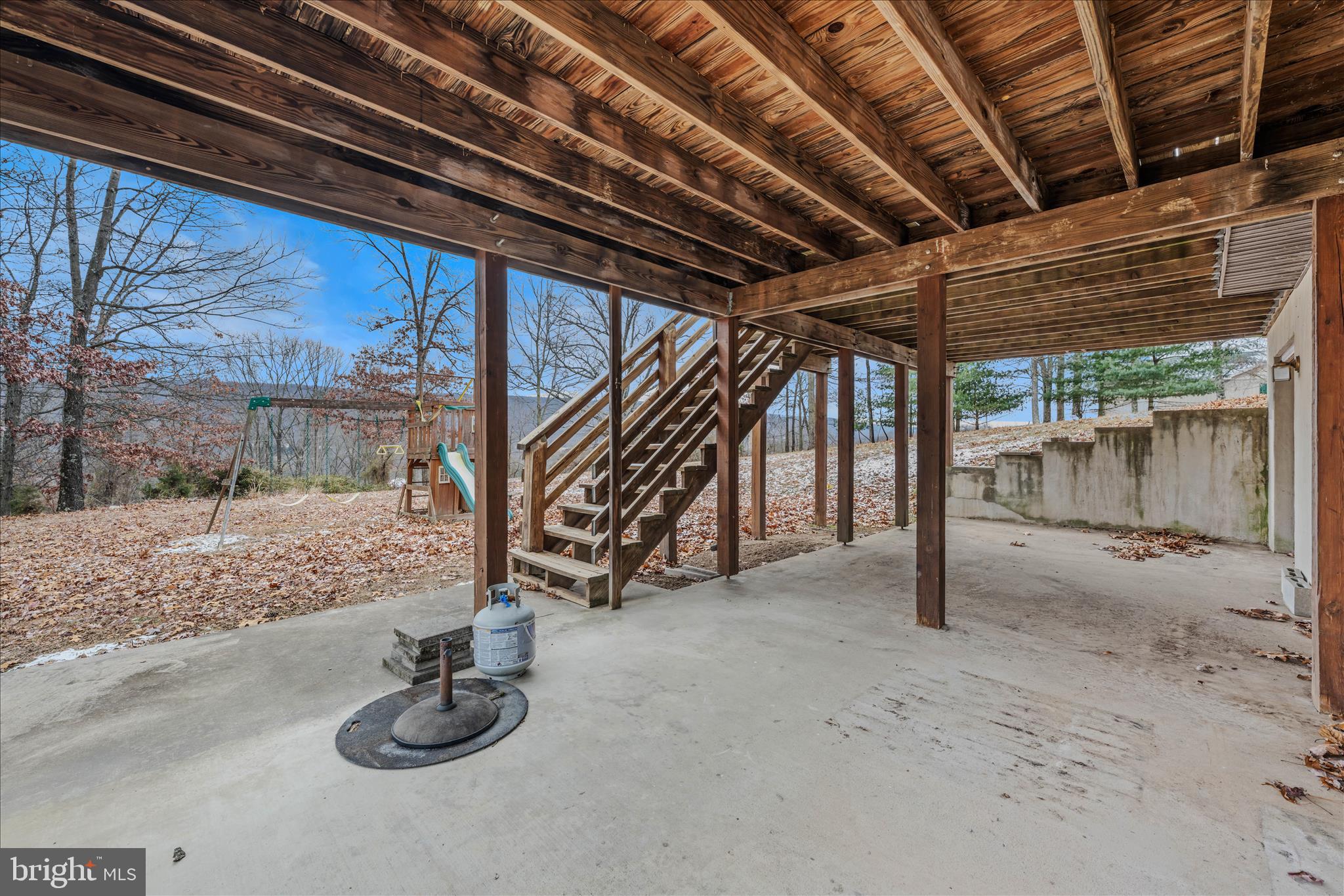 2509 HIGHLAND RIDGE ROAD