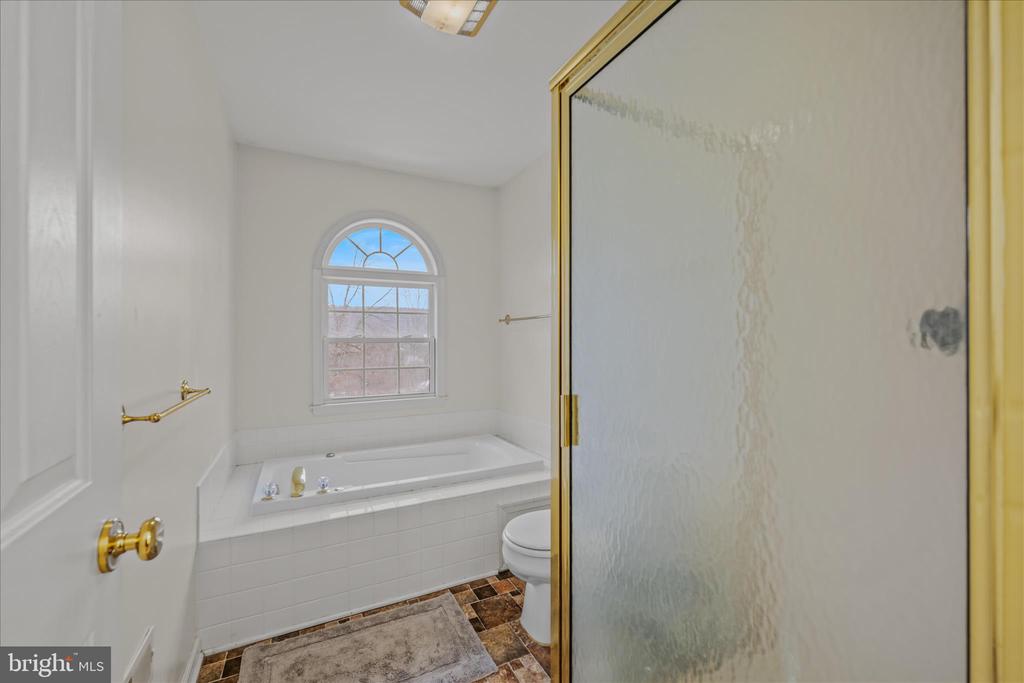 2509 HIGHLAND RIDGE ROAD