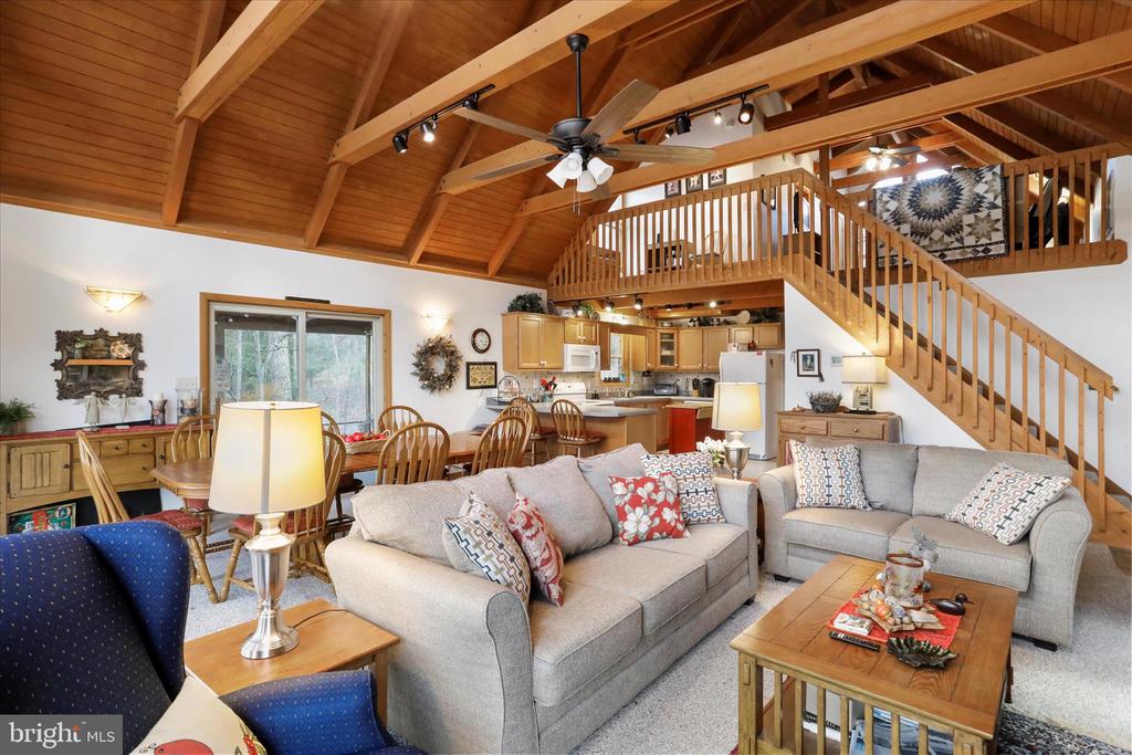 80 PURPLE FINCH LANE