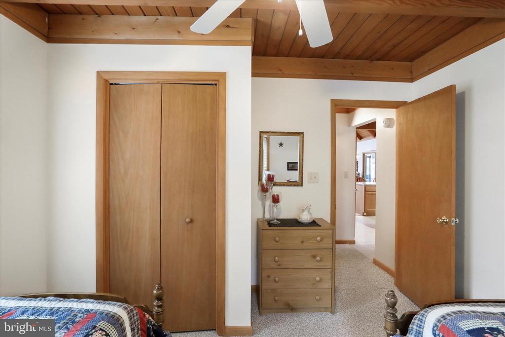 80 PURPLE FINCH LANE