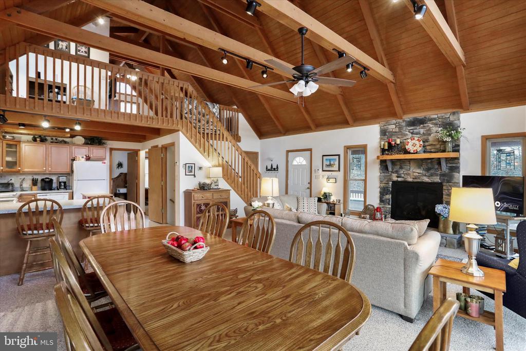 80 PURPLE FINCH LANE