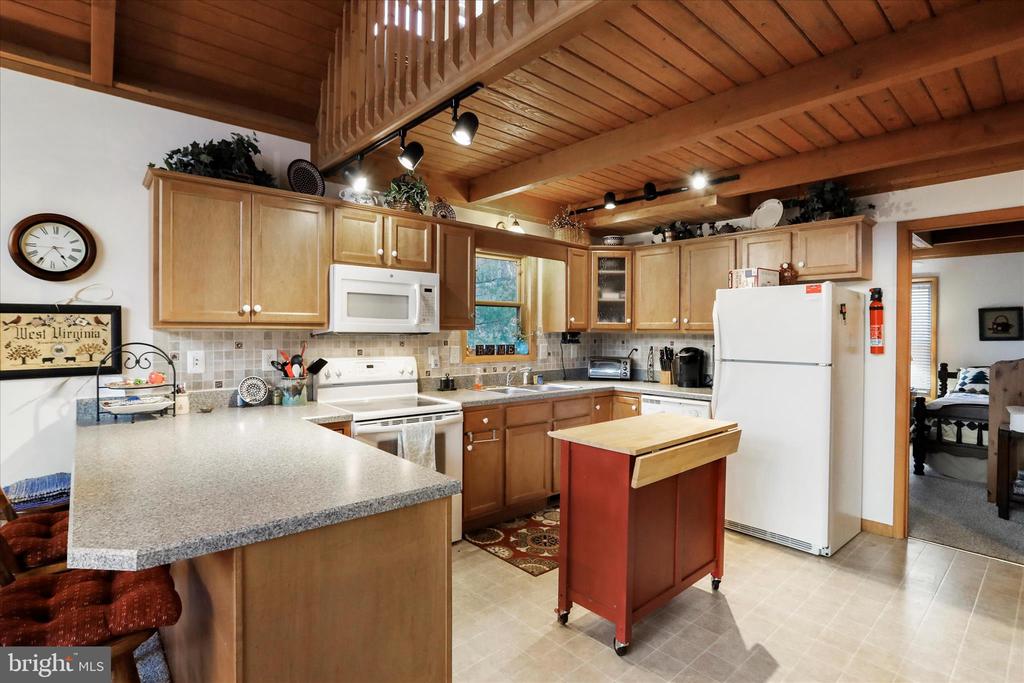 80 PURPLE FINCH LANE