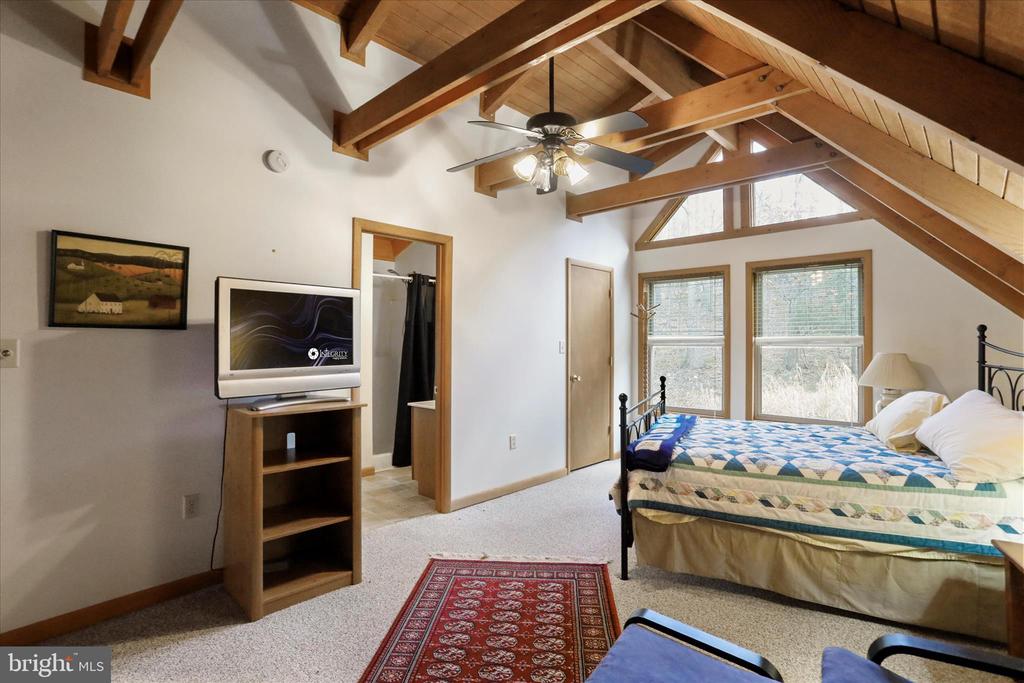 80 PURPLE FINCH LANE