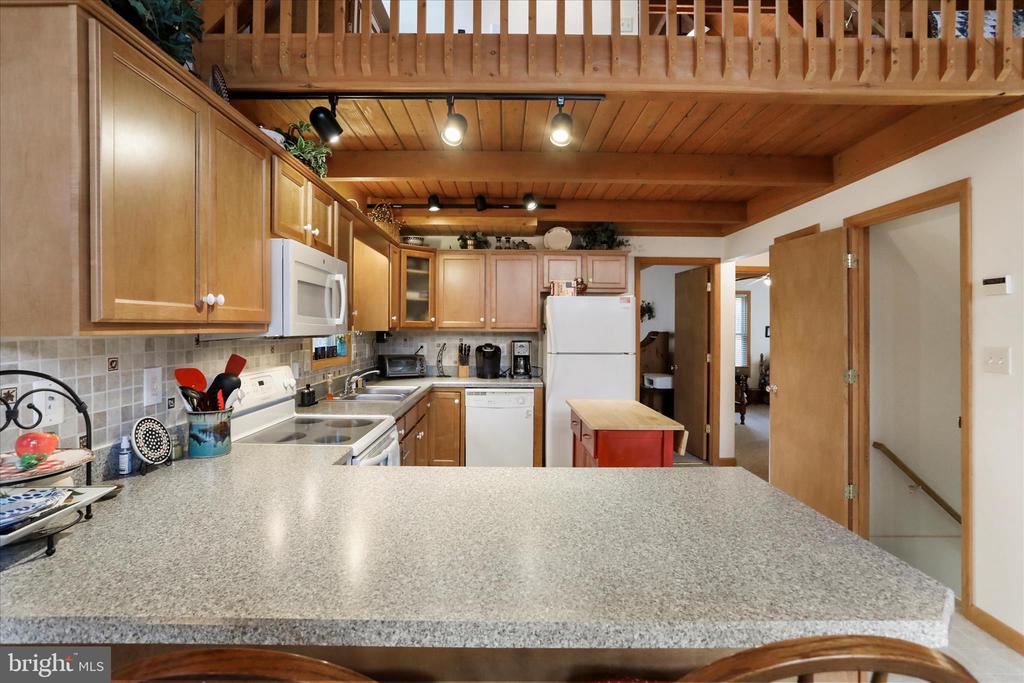 80 PURPLE FINCH LANE