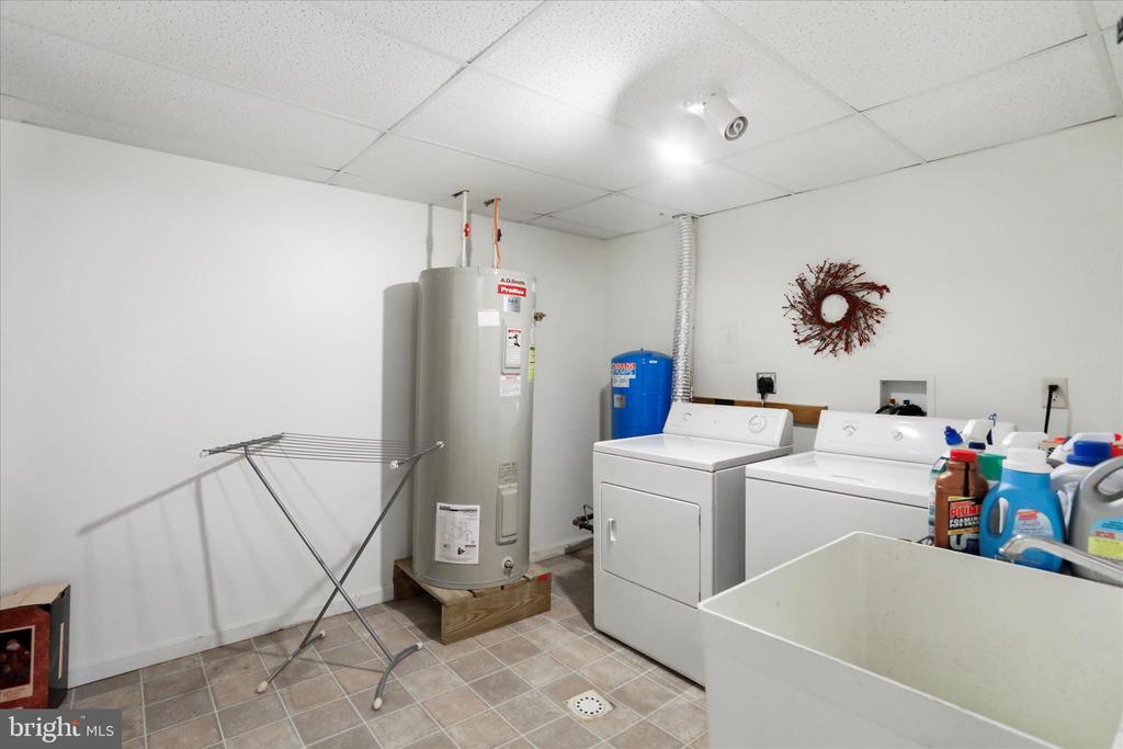 80 PURPLE FINCH LANE