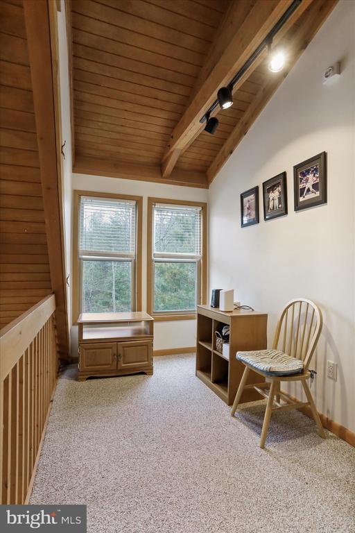 80 PURPLE FINCH LANE