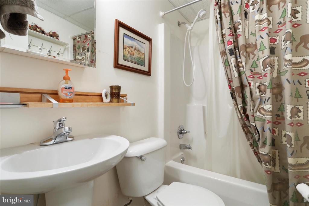 80 PURPLE FINCH LANE