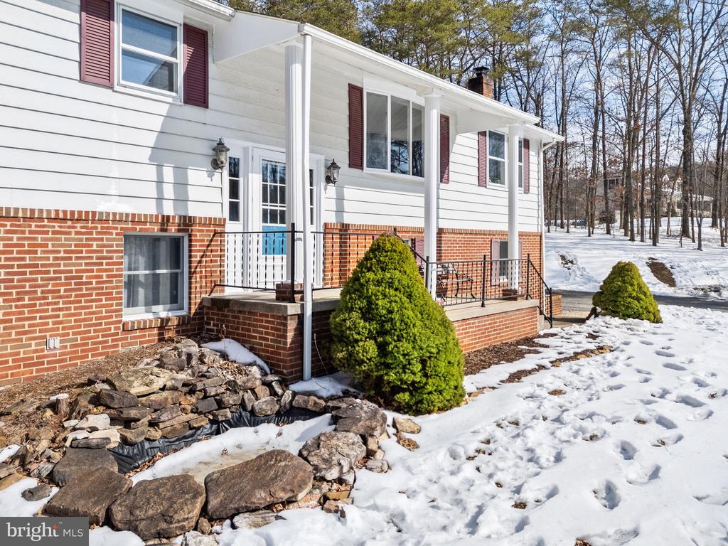 66 FERN PLACE LANE