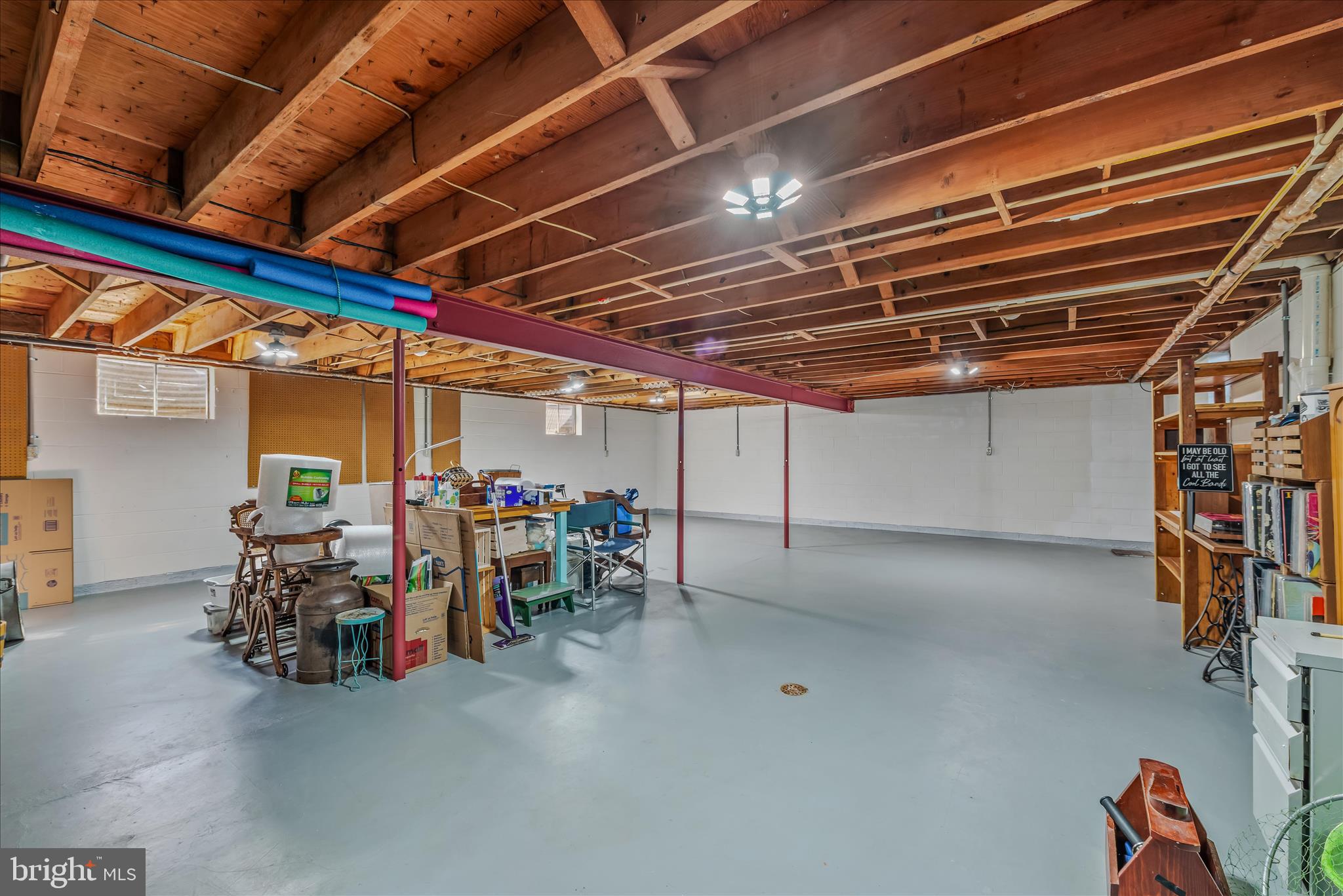 2431 HIGHLAND RIDGE ROAD