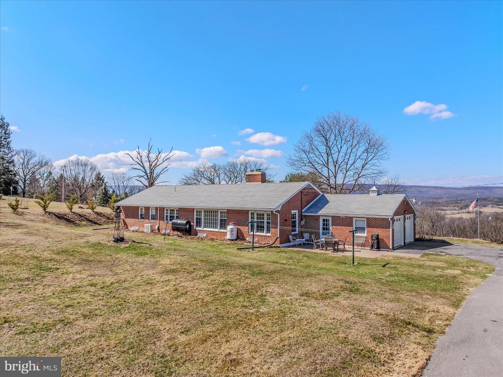 2431 HIGHLAND RIDGE ROAD