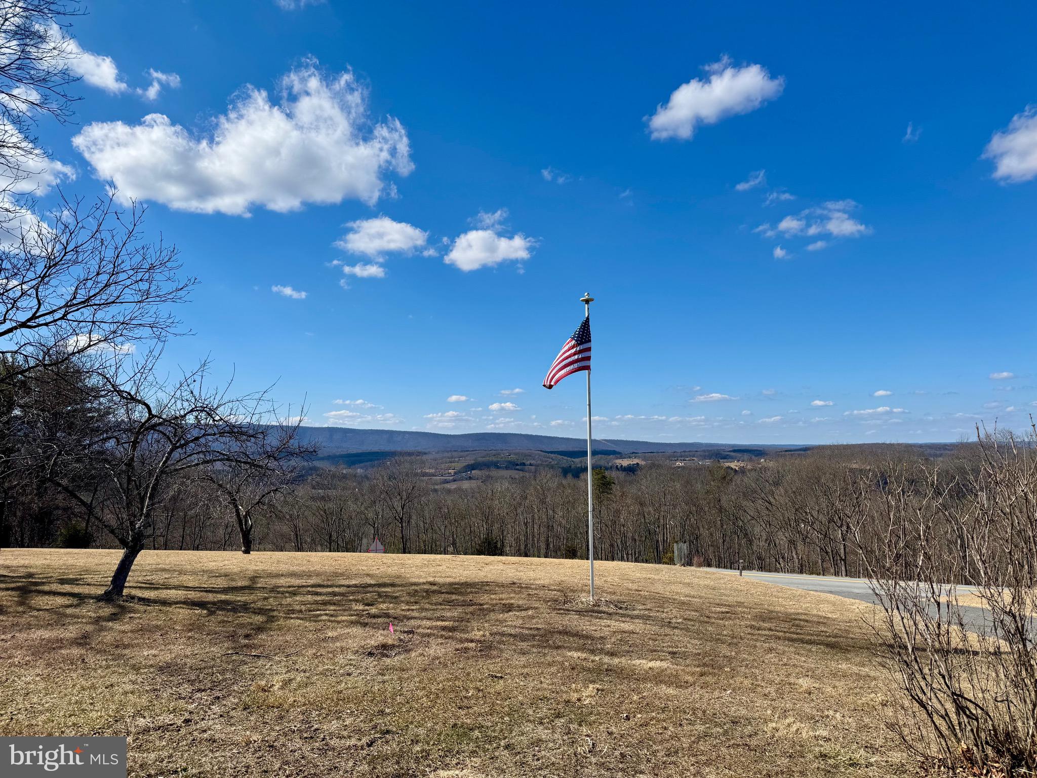 2431 HIGHLAND RIDGE ROAD