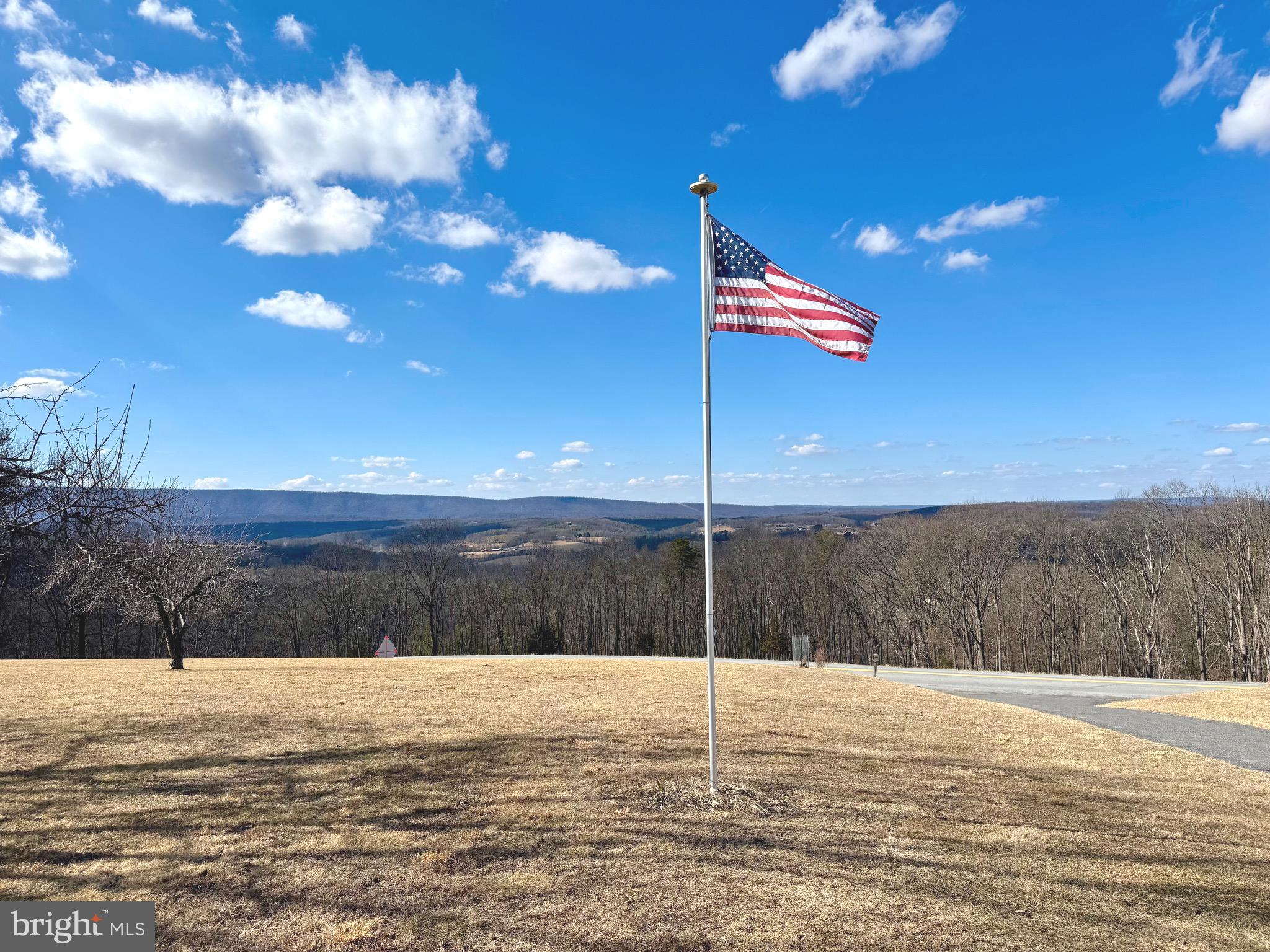 2431 HIGHLAND RIDGE ROAD