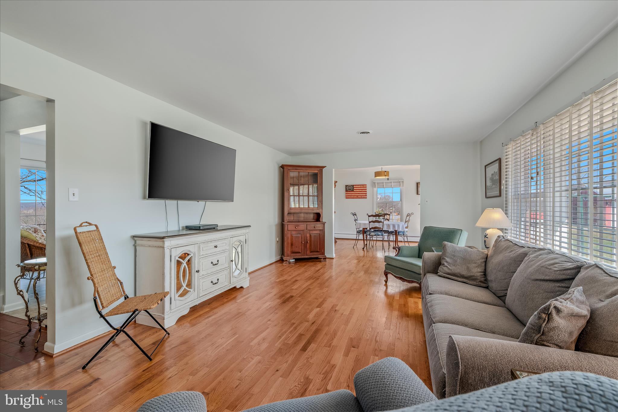 2431 HIGHLAND RIDGE ROAD