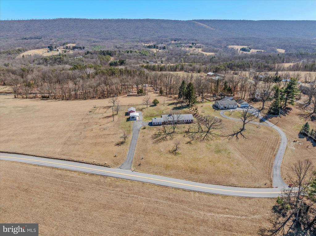 2431 HIGHLAND RIDGE ROAD